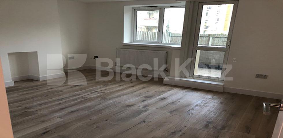 			NEW INSTRUCTION , 3 Bedroom, 1 bath, 1 reception Apartment			 Thomas Road , Limehouse/Mile End